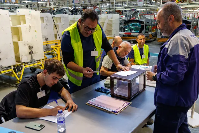 SIT-FSI logra 21 de los 33 puestos del comité de Stellantis Vigo