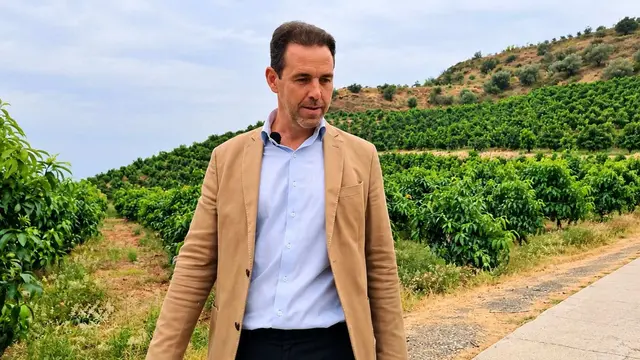 El responsable de Trops en Vélez-Málaga prioriza la actitud al contratar