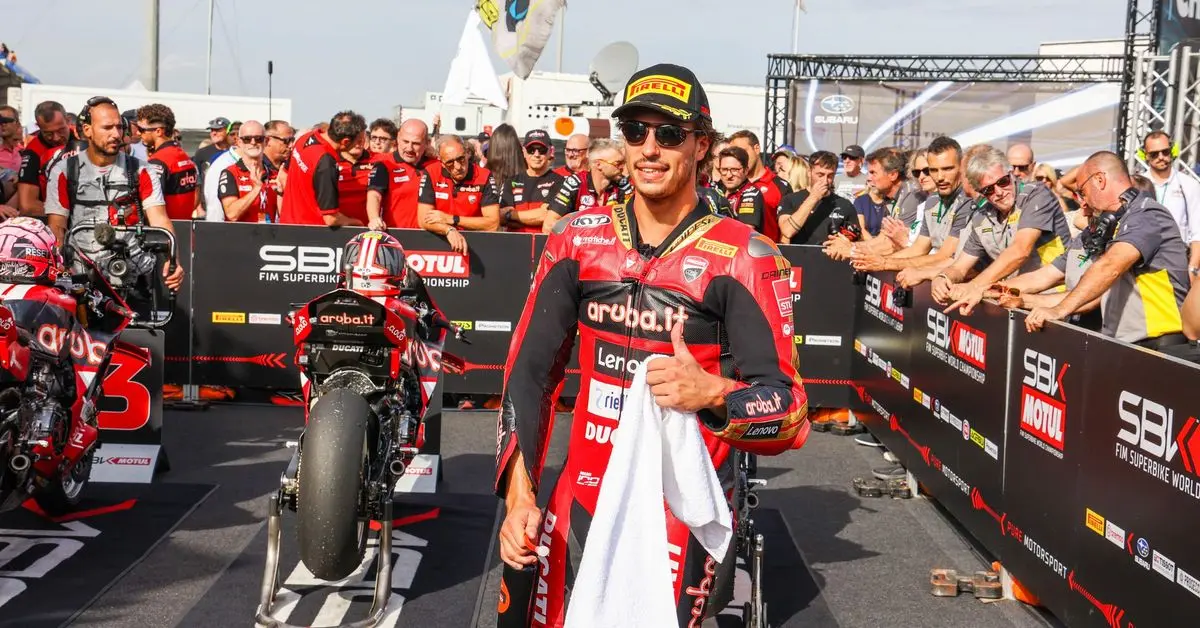 Bulega se impone en Jerez y Bautista escala hasta la cuarta plaza