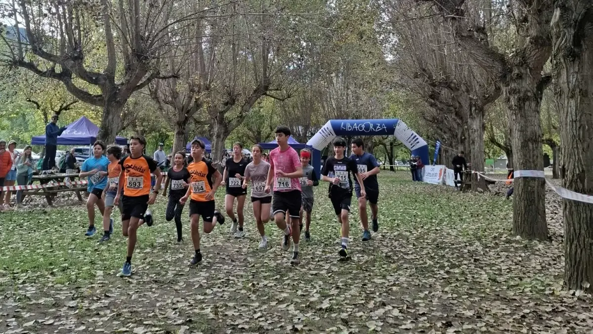 Cabestre y Vigo se imponen en el Cross de Castejón de Sos
