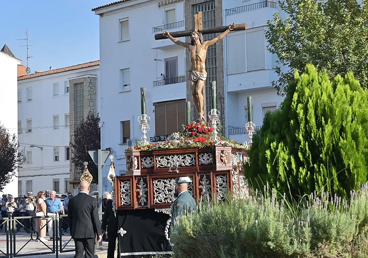 Mérida conmemora los 25 años del Cristo de la Vera Cruz con una procesión extraordinaria